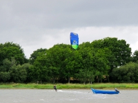 Antoine en kitesurf_3